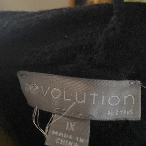 Women’s sweater - Picture 2 of 3